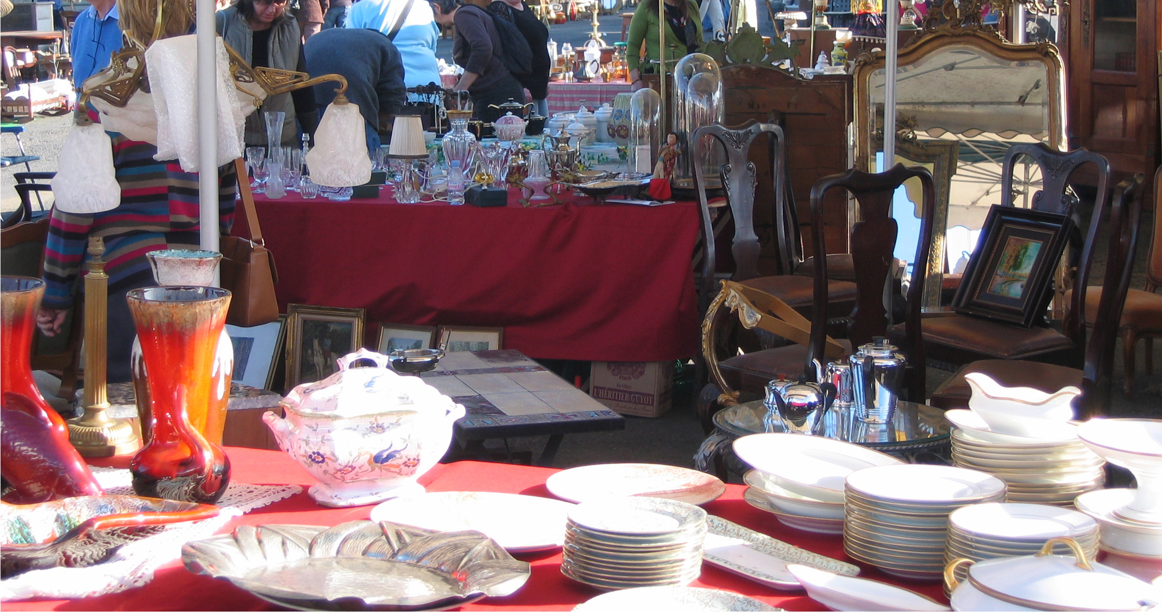 La brocante se met en tenue de Noël