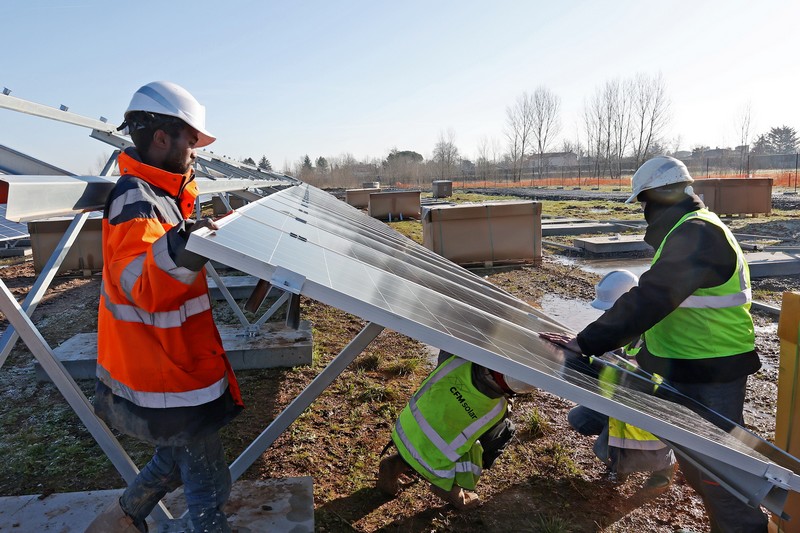 La centrale solaire et la participation des Albigeois