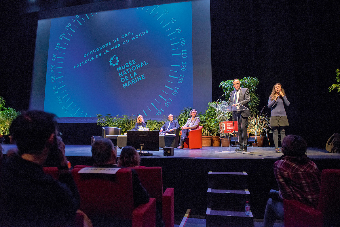 Signature d'une convention avec le Musée de la Marine