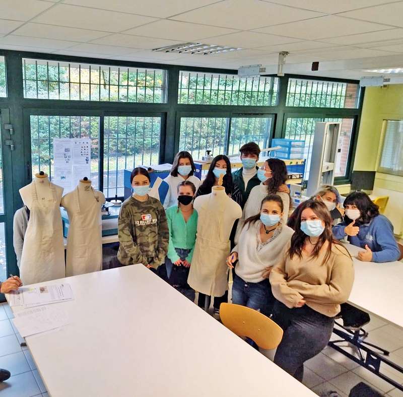 Univers Uniforme sur les starting-blocks