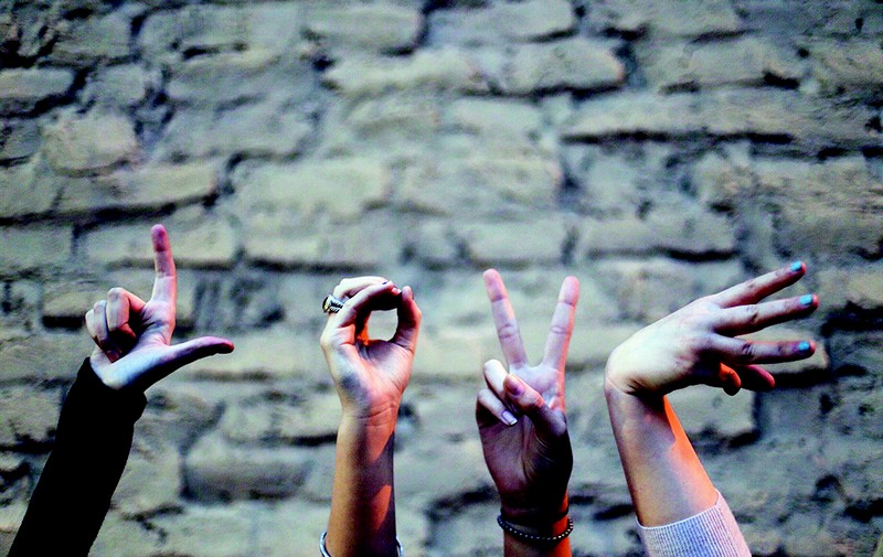 De la langue des signes au « Chansigne »