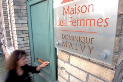  Les femmes victimes de violences conjugales sont accueillies à la Maison des femmes.