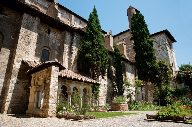 Le cloître Saint-Salvi