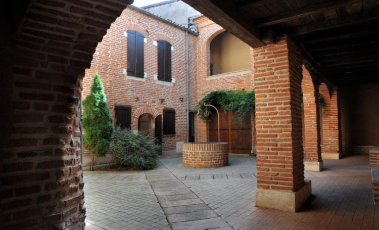  HÔTEL DU CASTELNAU