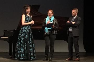 merci à Marie Amelie Cochen, Mac Albi, et à Christophe Mons, co-presidents du Rotay Club Albi Pastel, pour l’organisation de cette séquence autour de la pianiste Luiza Borac... Rencontre avec les ambassadeurs d’Albi, la Cité épiscopale; temps d’échanges avec des écoliers albigeois fascinés par la musique dans un théâtre des Lices à guichets fermés!, et enfin, concert caritatif hier soir, toujours au théâtre des Lices, en faveur de la scolarisation des enfants malades...