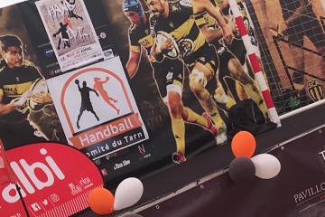 Plus de 150 jeunes aujourd’hui au stadium d’Albi dans le cadre d’une journée autour du hand à 4, mais aussi des cultures urbaines! Une magnifique réussite à en croire leurs mines ravies....!!!!😃 Bravo à tous les organisateurs, et notamment au dynamique HBC Albi!