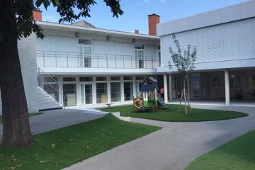 Bonne rentrée à tous...., petits et grands....! 😃📚🖌🎒 Bonne rentrée notamment aux plus de 3200 jeunes Albigeois qui vont retrouver les écoles de la Ville, dans lesquelles cet été encore de nombreux chantiers ont été entrepris pour rendre cette année scolaire encore plus agréable à vivre! Bonne rentrée aussi aux équipes enseignantes, aux agents de la Ville et à toutes celles et ceux qui vont vous accompagner, en classe ou pendant le temps périscolaire.... Que votre rentrée soit à l’image de cette année sc