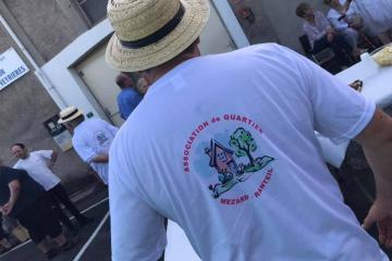 Repas de l’association de quartier de Ranteil: comme toujours, beaucoup de convivialité, entre les habitants du quartier et les associations hébergées dans cette maison de quartier...