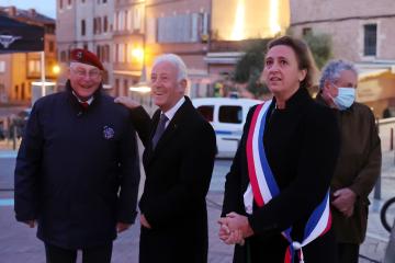 8e RPIMA - Cérémonie de remise des fourragères