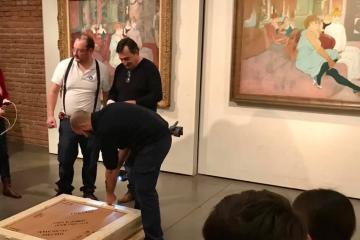 Les œuvres d’Henri de Toulouse-Lautrec sont de retour à la maison!!!! Après avoir attiré près de 420 000 visiteurs au Grand Palais - RMN (Officiel), les 30 œuvres albigeoises ont réintégré le Musée Toulouse-Lautrec L’occasion aussi pour Florence Saragoza, Conservateur du musée, de repenser l’accrochage d’un certain nombre d’entre elles..., pour un effet vraiment réussi!