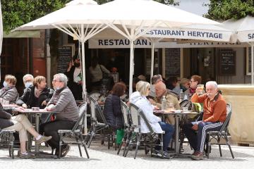 Réouverture des bars et des cafés