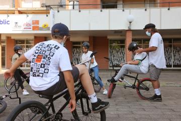 Cours de BMX organisé par le Carré public de Cantepau