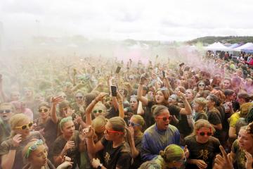 Albi "Color run" 2023 sur le circuit d'Albi
