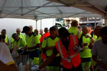 Petit déjeuner pour tous les employers qui ont travaillés à l'aube - Tour de France 2019