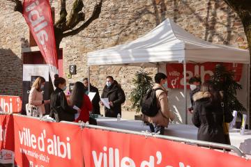 Les jobs d'été sont au Carré Public