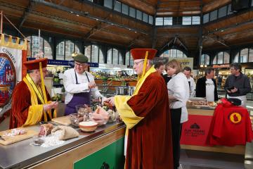 Concours cassoulet avec C8 au Marché couvert