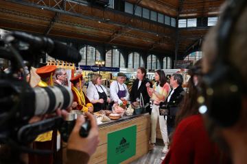 Concours cassoulet avec C8 au Marché couvert