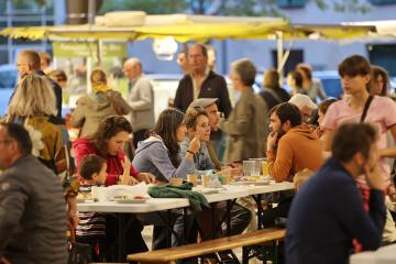 Dernière soirée festive du marché du Casteviel