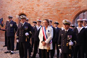 Cérémonie de remise de fanion à la Préparation militaire marine «La Perouse»