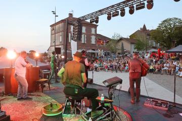 Places aux artistes - mardi 19 juillet 2022