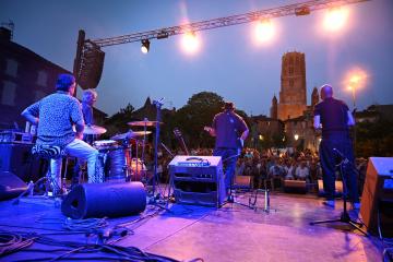 Place aux artistes place du chateau