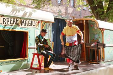 Places aux artistes - T'inquiètes, nous arrivons de Récré magic-  mercredi 27 juillet 2022