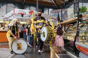 Les supporters soutiennent les équipes du SCA
