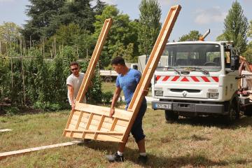 Chalets à St Viateur, début de la pose
