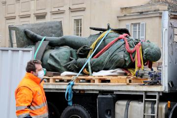 Statue Lapérouse, remontage