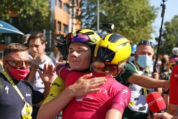 Arrivée du Tour de France Femmes avec Zwift le 27 juillet 