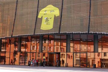 Arrivée du Tour de France Femmes avec Zwift le 27 juillet 