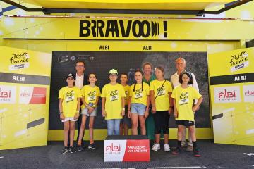 Arrivée du Tour de France Femmes avec Zwift le 27 juillet 