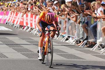 Arrivée du Tour de France Femmes avec Zwift le 27 juillet 