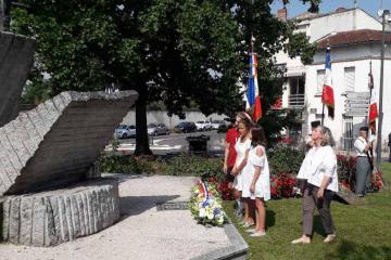 Journée nationale à la mémoire des victimes des crimes racistes et antisemites de l’Etat français et d’hommage aux « Justes » de France. Commémoration émouvante ... Ne jamais oublier...