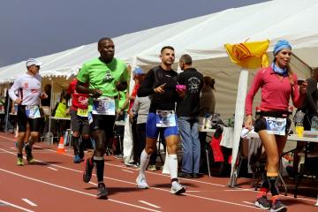 24 heures de course au Stadium