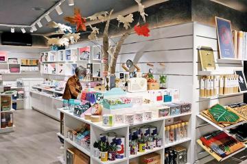 Family store Papayaa 