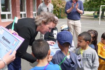 Visite de Madame Le Maire sur le carré 3>10 ans d'Herriot