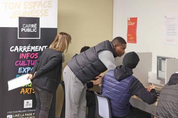 Aide à la création de CV pour les jeunes