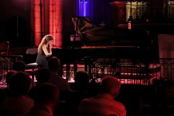 Piano au Palais devient Piano à Saint-Salvi pour cause d'intemperies 