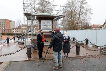 Statue Lapérouse - Remontage